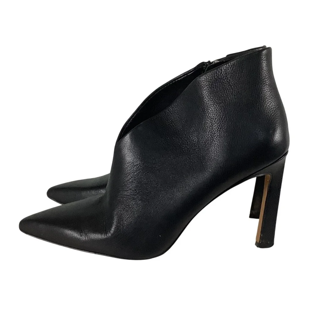 Vince Camuto Black Leather Pointed Toe V-Cut Ankle Booties Stiletto Heel Size 8M